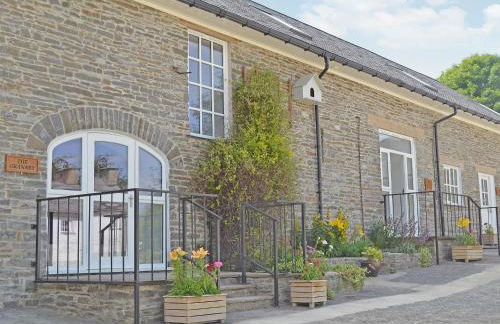 The Coach House - Or4 - Photo 10