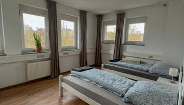Modernes Apartment mit Balkon, Parkplatz und Smart Tv bis zu 10 Personen - Foto 2
