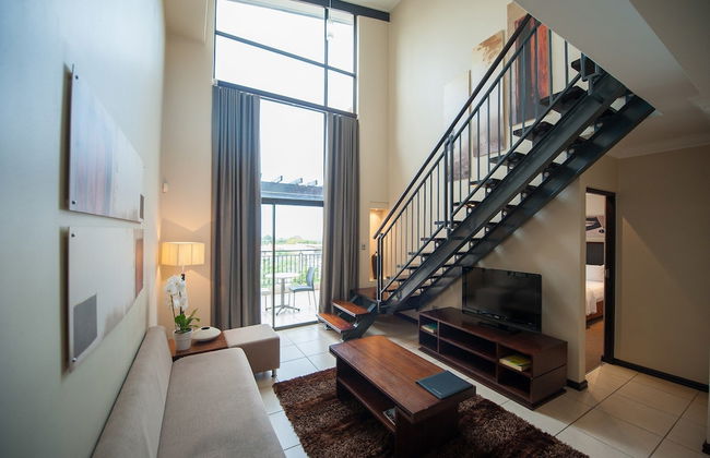 All Suite on 14th - Photo 15