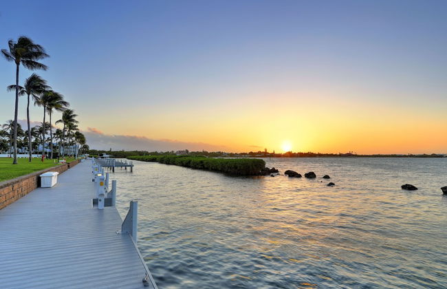 Waterfront Luxury Villa With Sunset Views And Boat Slip 3 Bedroom Townhouse by RedAwning - Foto 25