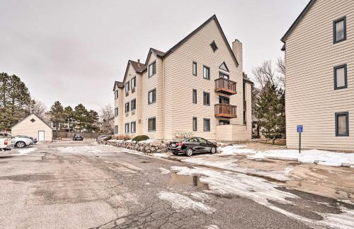 Condo with Patio and Pool Access in Greenwood Village! - Foto 20