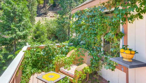 Forest Views and Fire Pit! Cozy Cabin in Crestline - Foto 4