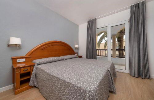 Apartamentos Turísticos Jardines del Plaza - Foto 4