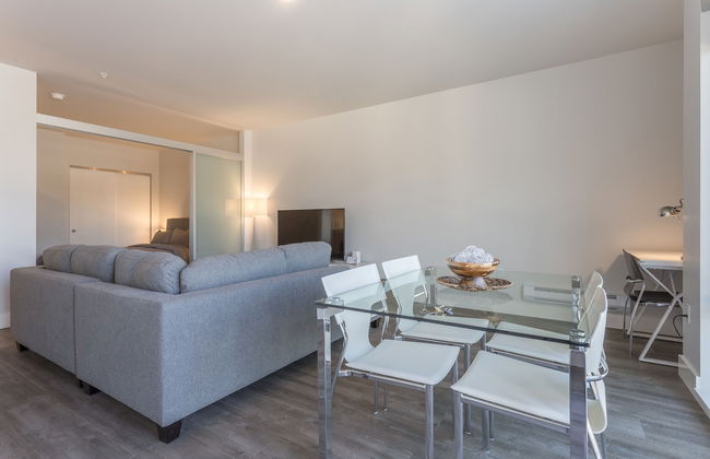 Domicile Suites at Mark on 8th - Photo 36