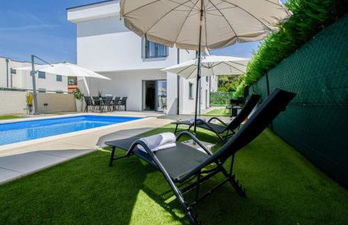 Modern Villa Angelina in Poreč - by Istrabook - Foto 5