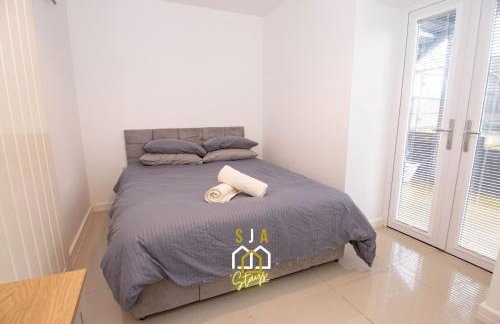 Affleck Stay 1 - SJA Stays - Modern 2 Bed Apartment - With Parking - Foto 7