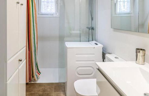 1 Bedroom Nice Apartment In Mezquitilla - Photo 14