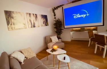 Cinema Apartment Magdeburg - Kitchen & Balcony - Foto 9