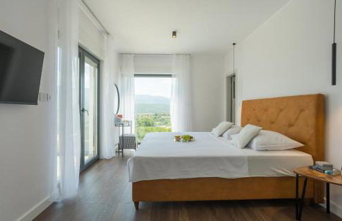 Amazing Home In Dicmo With Kitchen - Photo 34