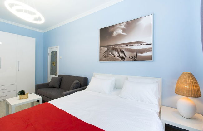 Lux Apartments on Ovchinnikovskaya emb. - Photo 3