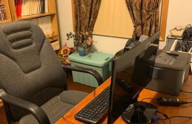 Beautiful, Cozy Stay in Oak Park, Queen Bedroom, Work Setup & Backyard Grill - Foto 26