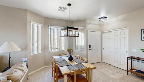 Bright 2nd floor Condo w mountain & valley views, shared pool hot tub gym - Foto 5