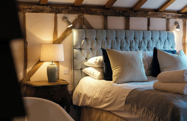 Retreat East - Photo 47