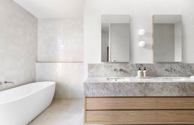 Maude Luxe Resort Style Amenities - Foto 16