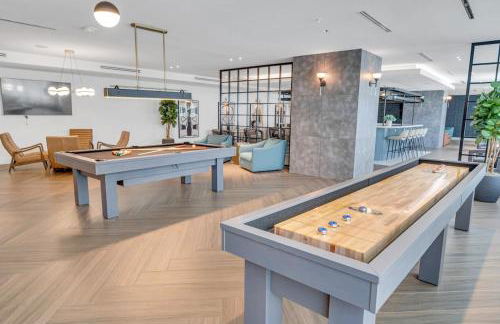 Brickell Border 3BR by Untitled Stay - Photo 22