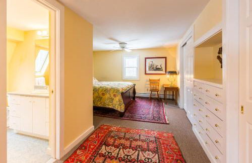 Private Tavern, Hot Tub, 8-Fireplaces, Spa Baths, Fire Pit, Baths Ensuite - Shop or Ski! - Foto 42