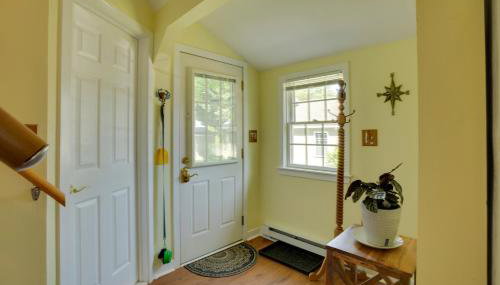 Family-Friendly Cottage, Walk to the Beach! - Foto 5