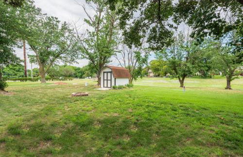 Beautiful 6 bed 3 bath home in quiet neighborhood - Foto 36