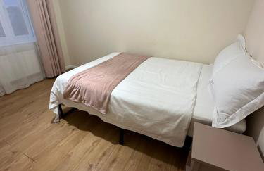 Oxford four-Bedrooms detached house with driveway parking - Foto 26