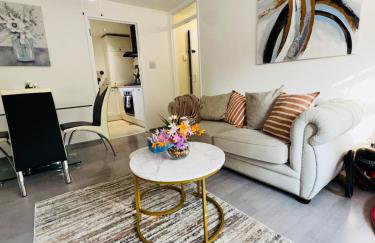 Swanky3Bed HomeModern Kitchen - Foto 8