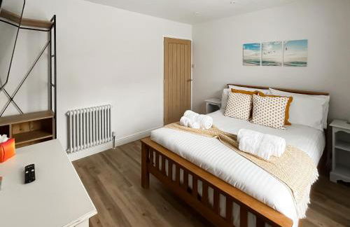 Longford Cottage - Photo 9