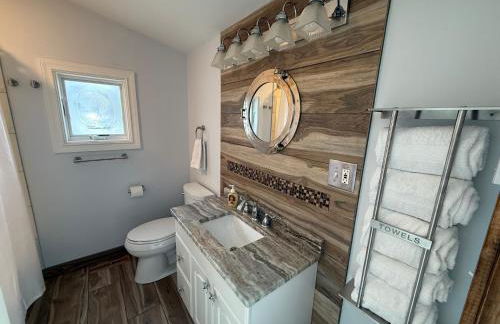 Cozy Waterfront Cottage - Sleeps 4 - Foto 13