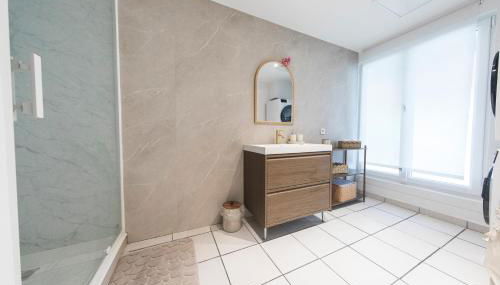 Loft Station Parking Video Projector near Tours - Photo 5