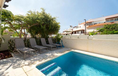 La Caleta Luxury Seaside Villa with 3 Bedrooms and Private Pool - Foto 3