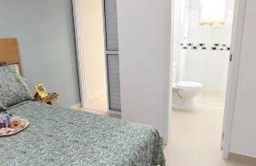 Apto Centro Ubatuba com Varanda Gourmet, Suíte, Piscina e Garagem Privativa Coberta - Foto 11