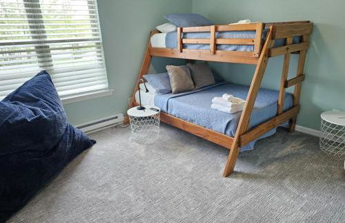 Evergreen Retreat- next to Timberline Lodge - Photo 10