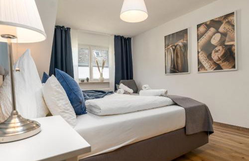 Riesling Appartement for 2 - 4 People - Billiards - Balcony with Mosel View - Parking - Wine Barrel Bar - Fully Equipped Kitchen - Netflix - WaipuTV - 3 km from Cochem - Foto 7