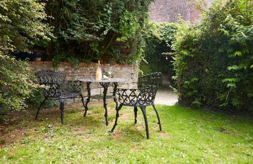 Glasswing Stays Scoresby Cottage - Photo 47