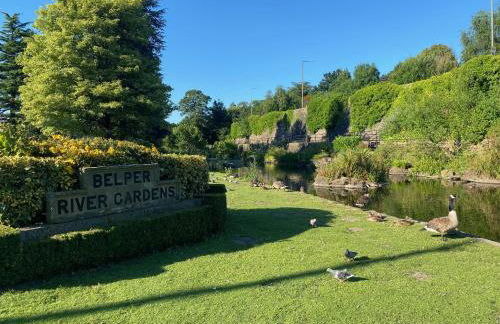 Fabulous 2 bed Historic Ground floor apartment Belper with free car parking next to property - Foto 70