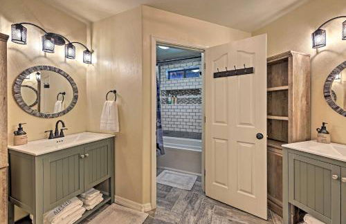 Near Woodland Lake Park Cabin with Serene Deck! - Foto 23