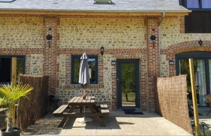 Domaine des Cerisiers - Piste cyclable reliant Honfleur - Parking privé & grand jardin - Foto 16