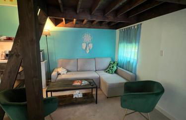 Cozy loft with parking and private patio w/ grill - Foto 17