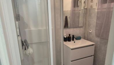 Escapade à Royan - A 5min de la gare jardin - Foto 5, Shower