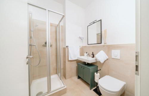 Homely Berlin - New Build , near River , Main Station , Family & Business - Photo 36