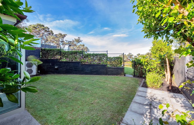 Elegant Sea-View Villa on the Northshore - Photo 45