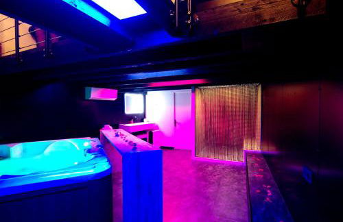 Mieuxqualhotel jacuzzi privatif La retro - Foto 6