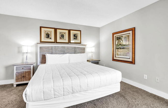 Edgewater Tower 1-305 - Foto 15