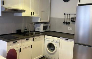 A 4 min andando del metro 3 habitaciones con baño privado - Foto 7