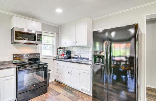 Wooded Cottage with Fire Pit and Boat Parking - Foto 9