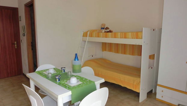 Homely Seaview Studio Flat With Balcony - Beahost - Foto 5, Habitación