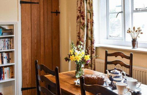 Bear's Cottage Bretforton - Photo 8