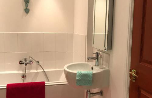 Scardroy Homes Inverness - Central 2 Bedroom with Parking WiFi Smart TVs Sleeps up to 6 - Foto 17