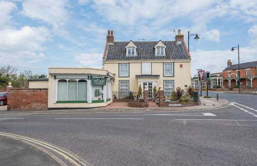 Coachman's Cottage, Wrentham - Photo 26