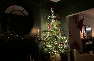 Spacious home in Leeds ideal for gatherings with free parking - Foto 72