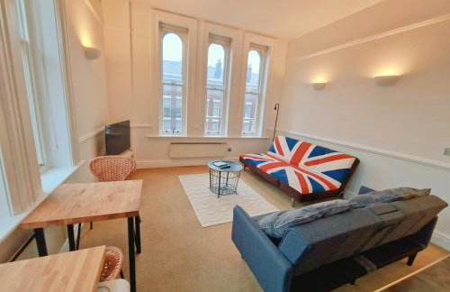 Modern Victorian Charm in a Great Location - Foto 7