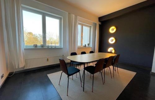 TruRetreats Design Loft für 8 Personen I Riesige Küche I eCharger I 65z SmartTV I 150qm - Foto 16